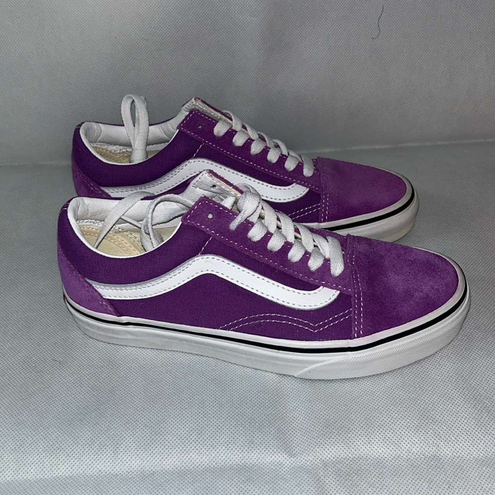 Vans old skool white and dewberry purple shoes new with box never worn